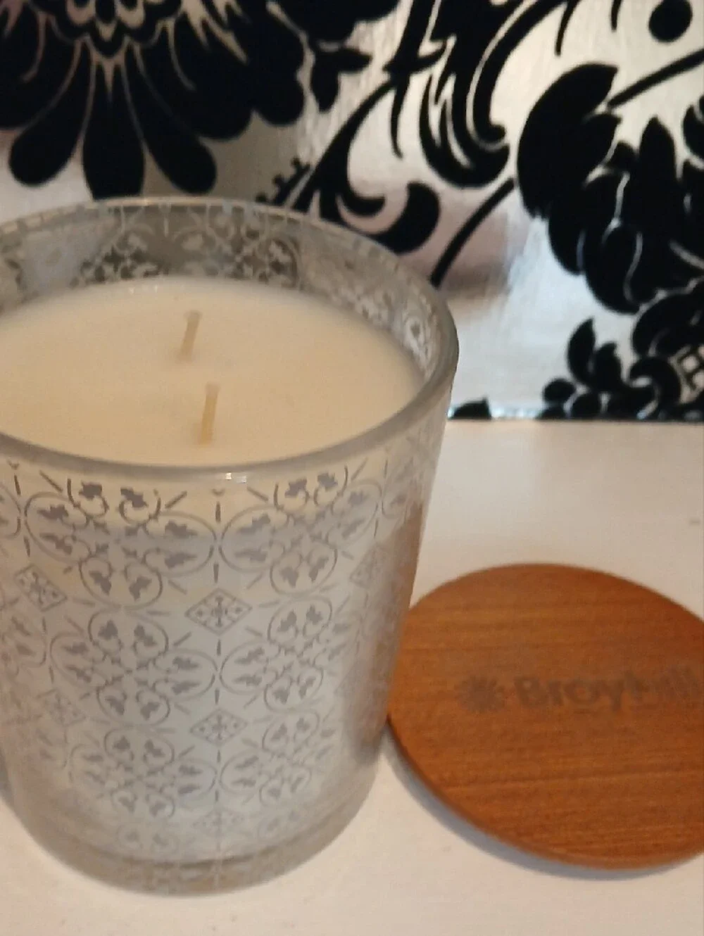 Honey Vanilla 2 Wick Candle